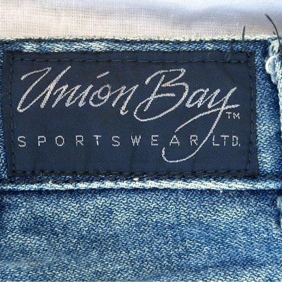 Union Bay  Vintage Stripe Jeans - Picture 2 of 10